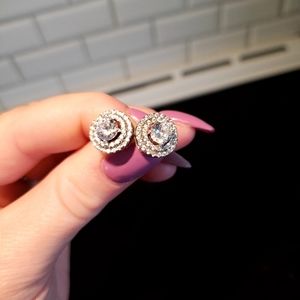 Beautiful sterling silver cz studs